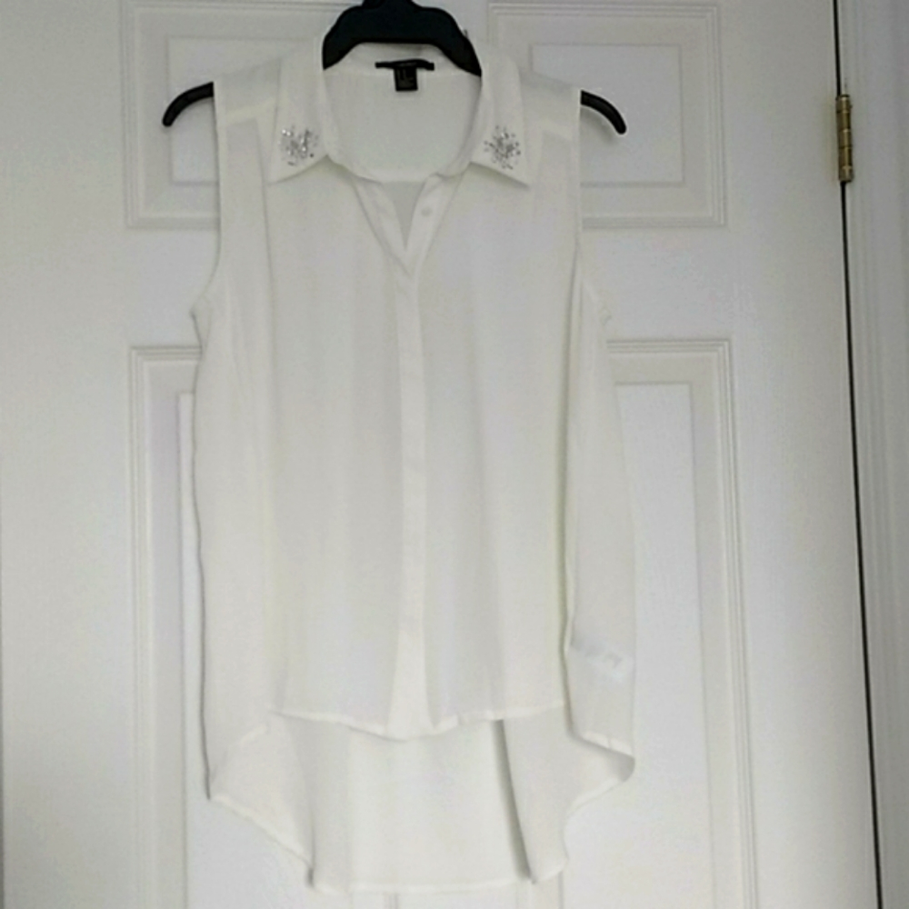 Host Pick ✨ Forever 21 beaded collar sleeveless blouse